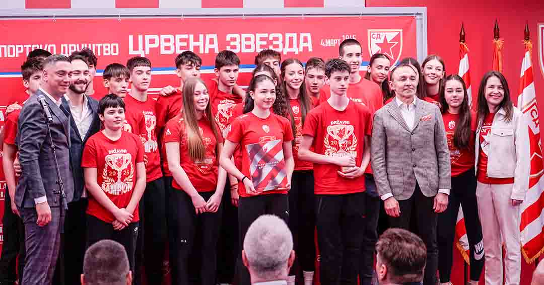 Crvena zvezda rodjendan 1